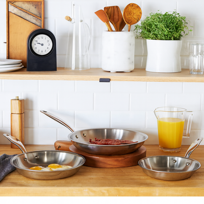 מחבת נירוסטה